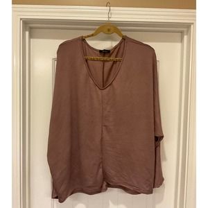 Boutique exclusive clothing- 3/4 sleeve light weight blouse 3X